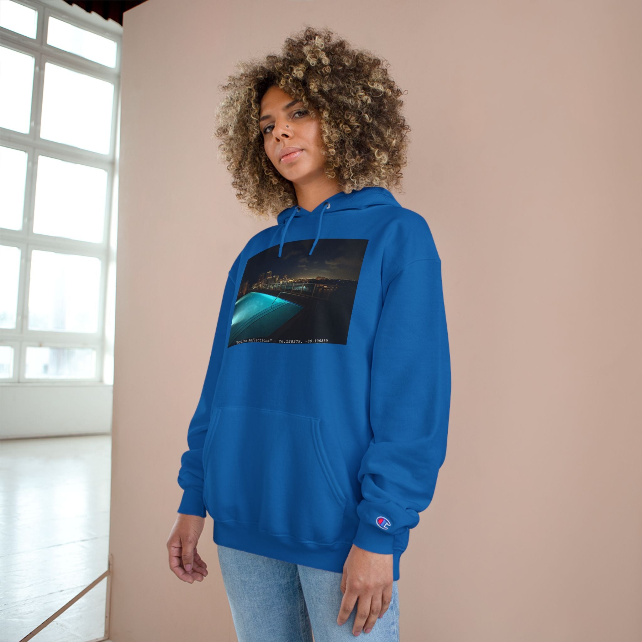 "Skyline Reflections" – Champion Edition Hoodie