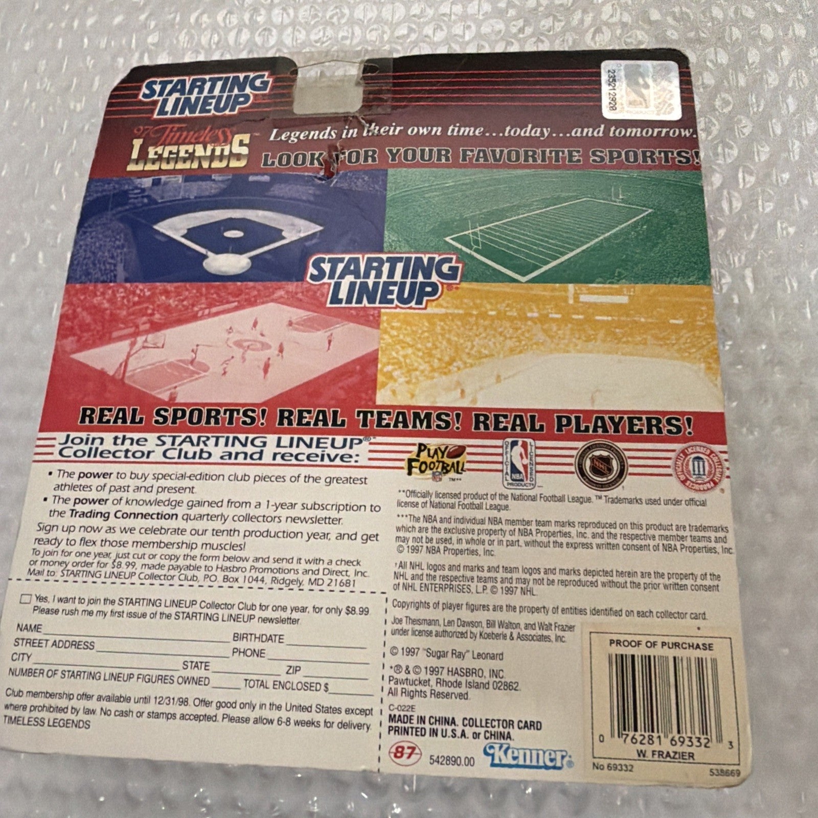 Walt Frazier: Vintage Starting Lineup- 1997 Timeless Legends- 4" Action Figure