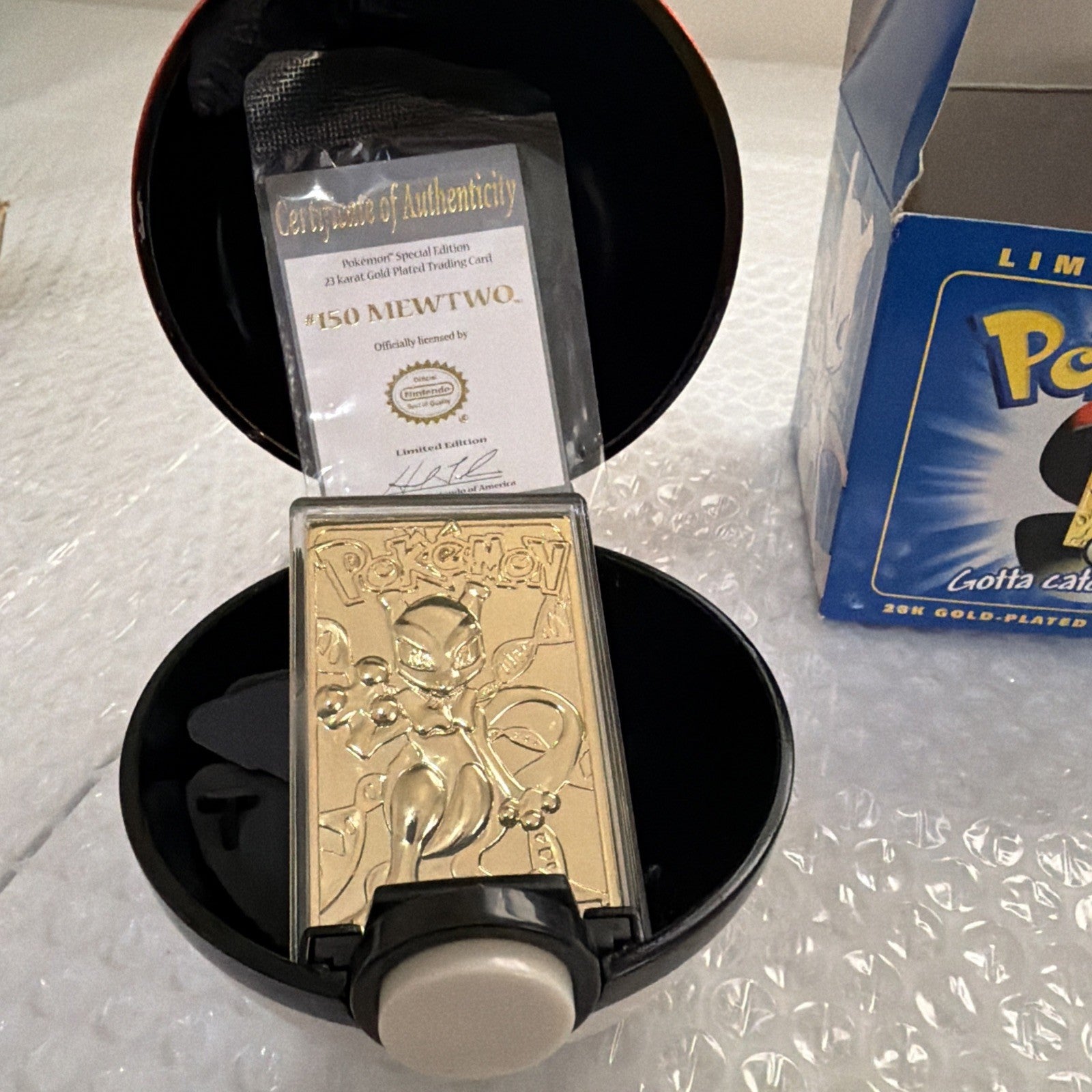 Pokemon Burger King 23k Gold Plated Trading Card Mewtwo Blue Box