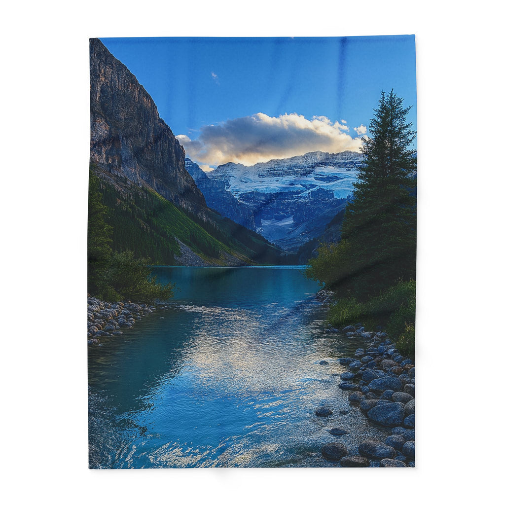 "Glacial Serenity" – Fleece Blanket